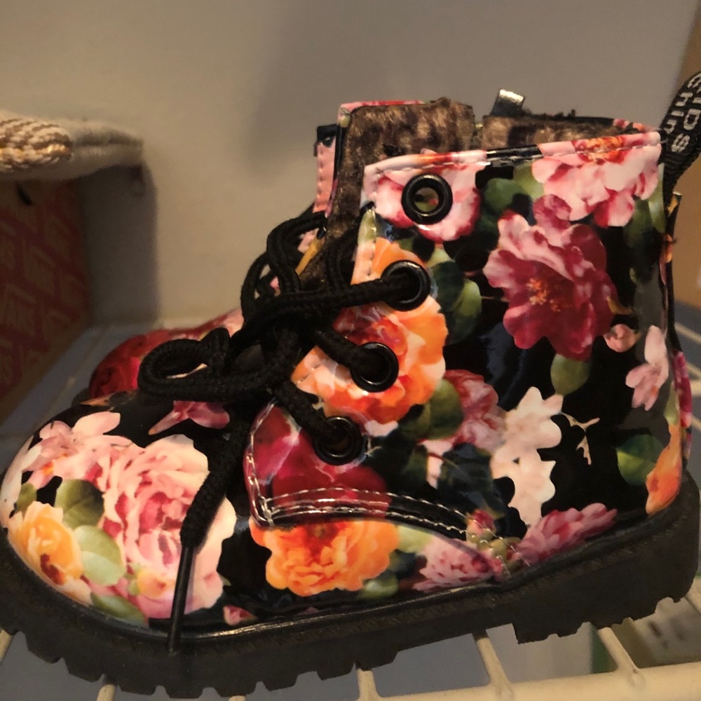 Toddler Flower Boots